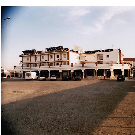 קורדובה Hotel La Lancha מראה חיצוני תמונה