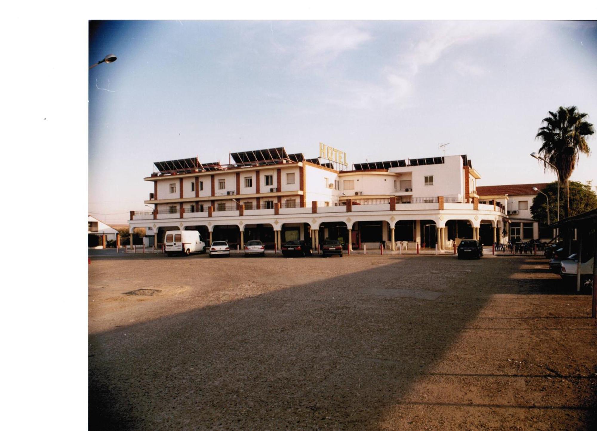 קורדובה Hotel La Lancha מראה חיצוני תמונה