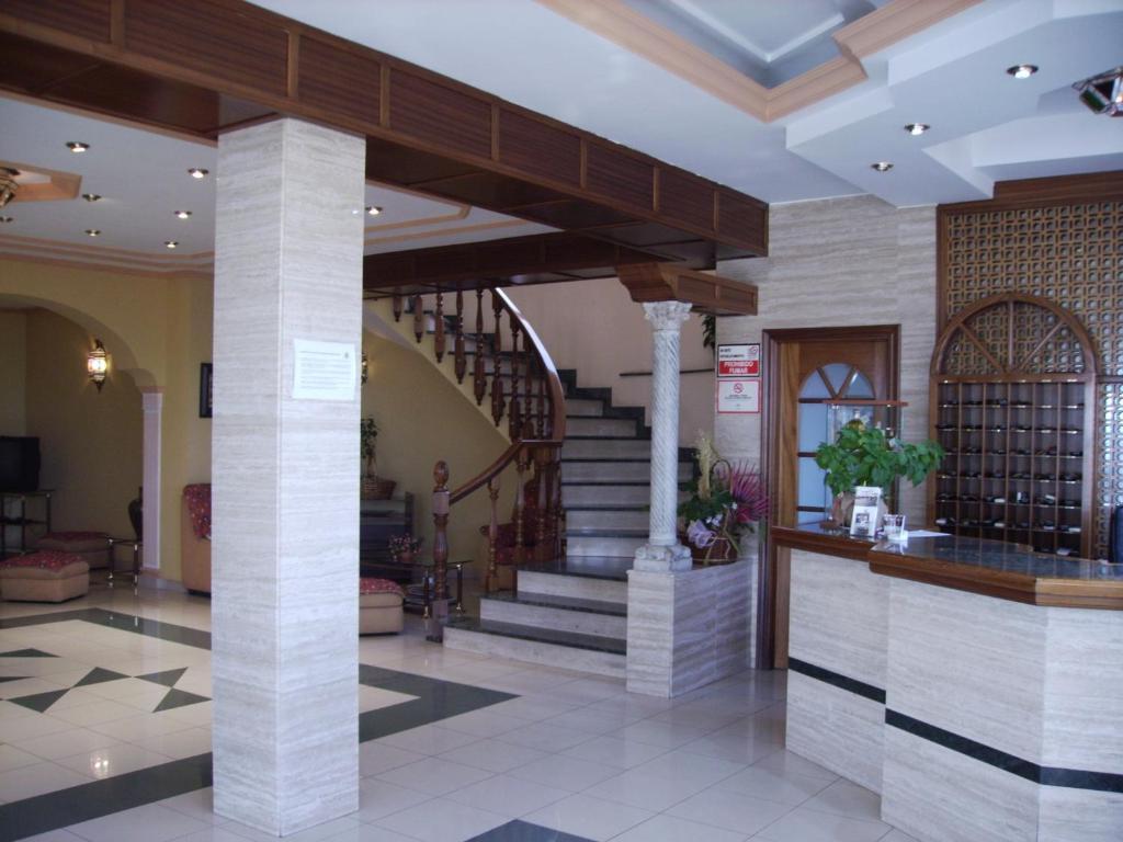 קורדובה Hotel La Lancha מראה חיצוני תמונה