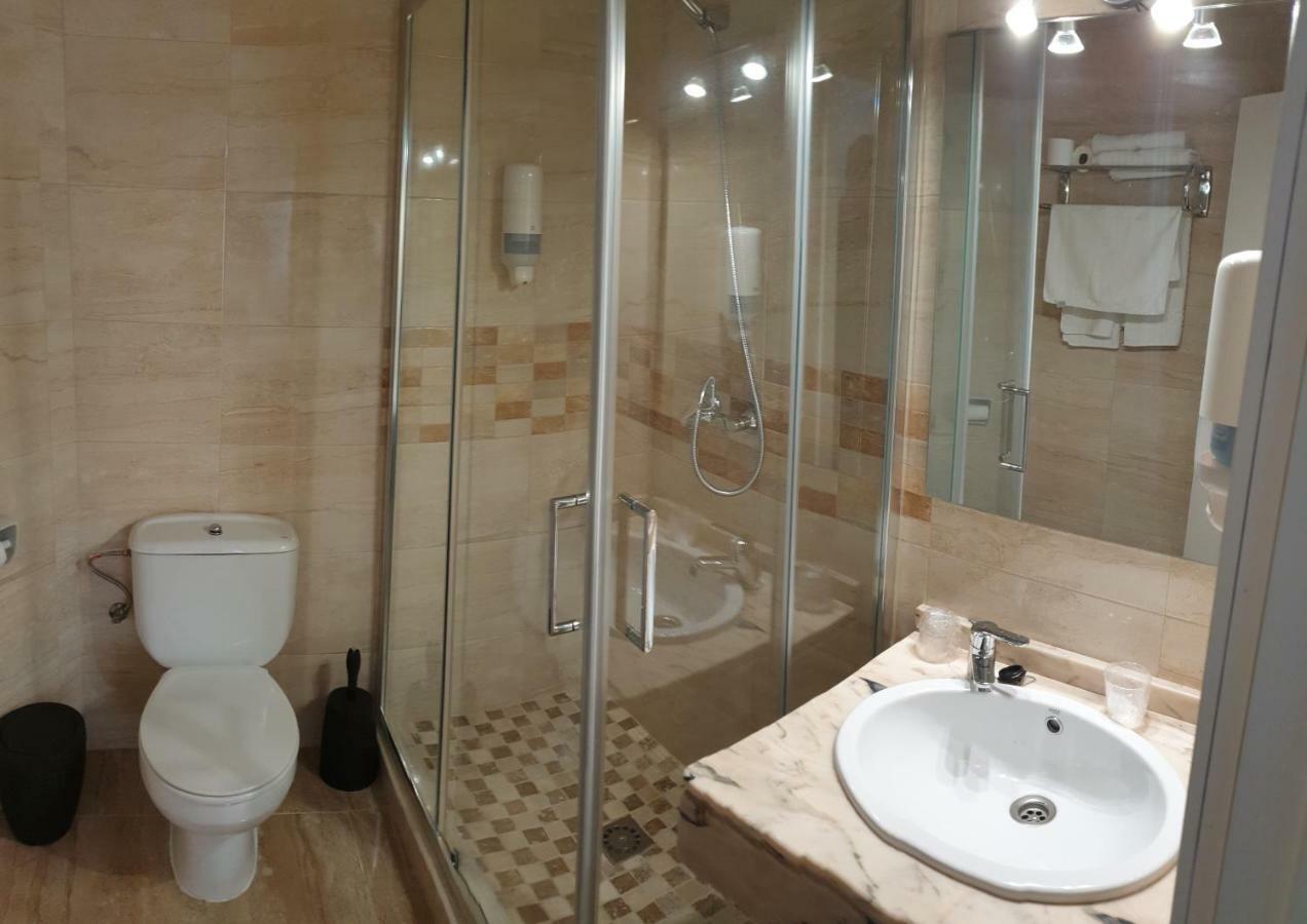 קורדובה Hotel La Lancha מראה חיצוני תמונה